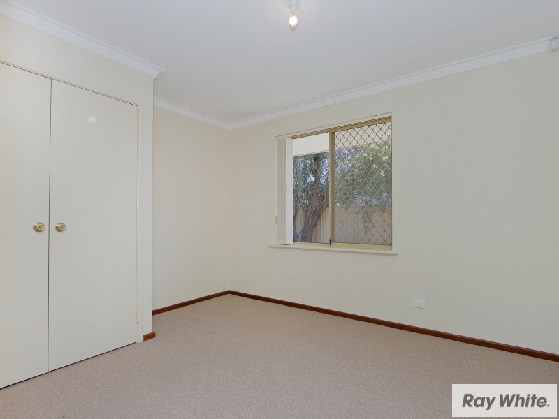 9/13 Chich Place, Cannington WA 6107