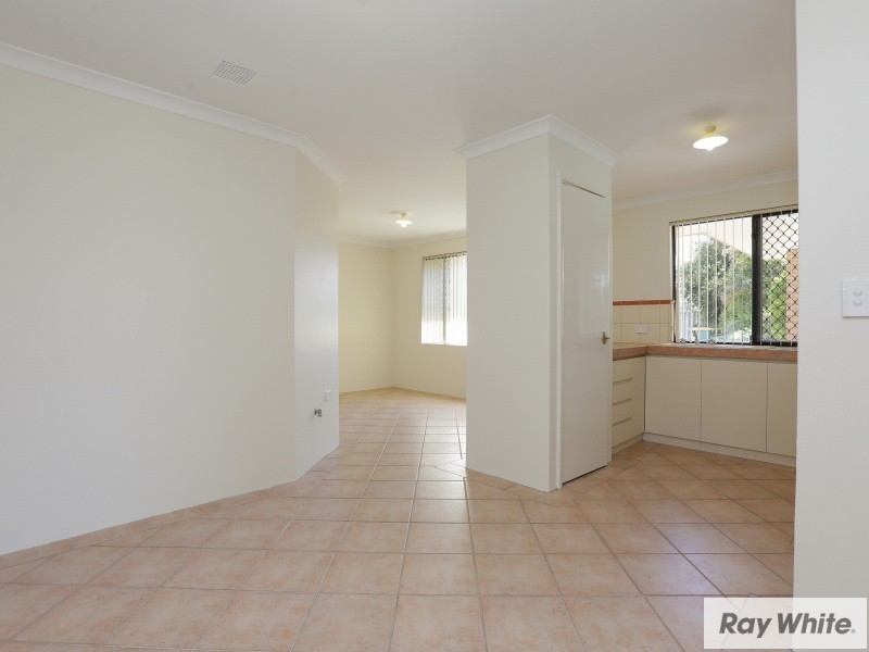 1/11 Wellington Street, Queens Park WA 6107