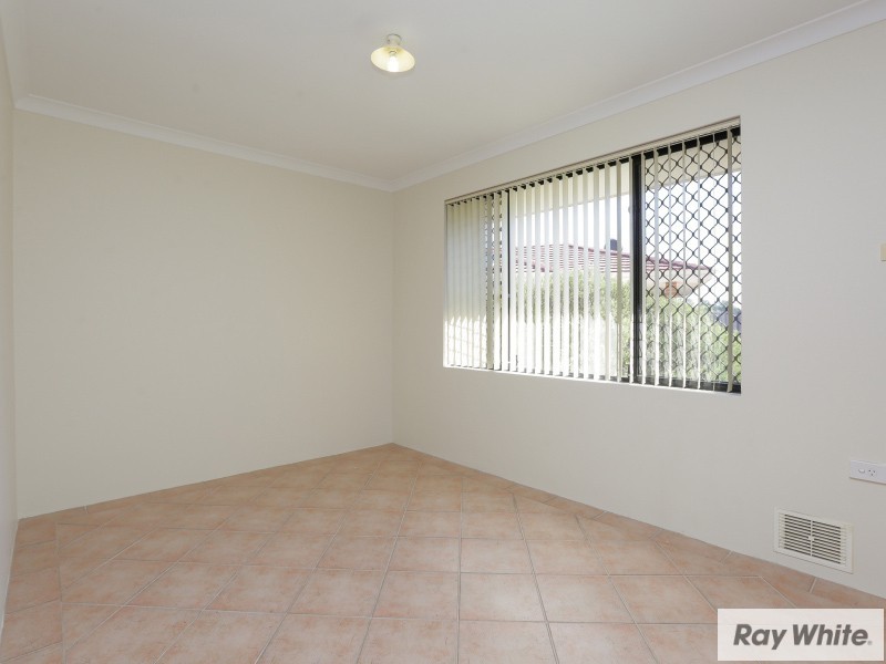 1/11 Wellington Street, Queens Park WA 6107