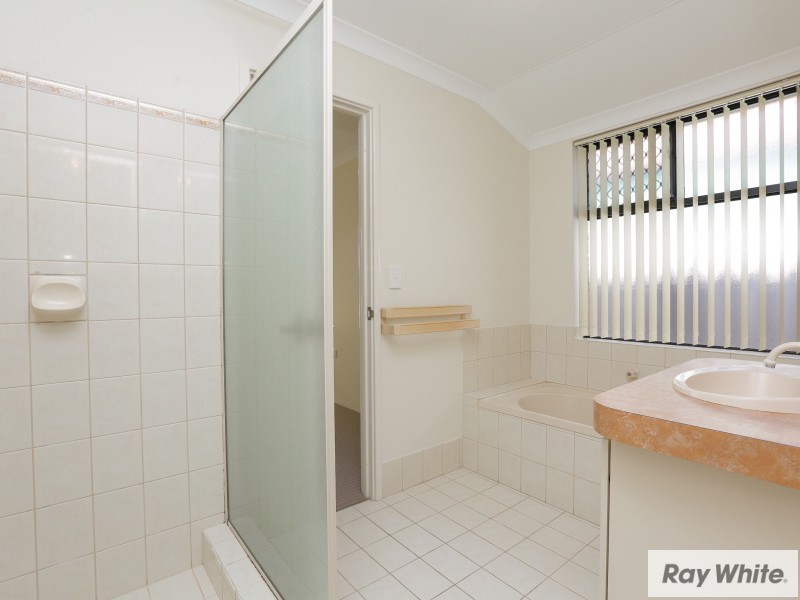 1/11 Wellington Street, Queens Park WA 6107