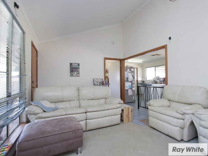 42 Astley Street, Gosnells WA 6110