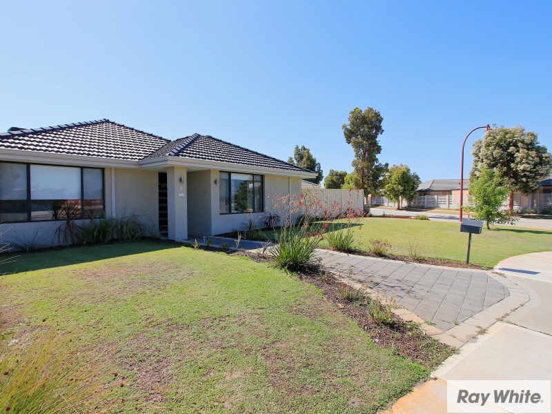 9 Glenariff Bvd, Canning Vale WA 6155