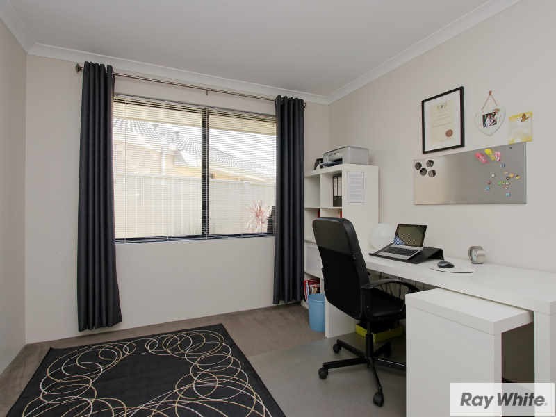 9 Glenariff Bvd, Canning Vale WA 6155