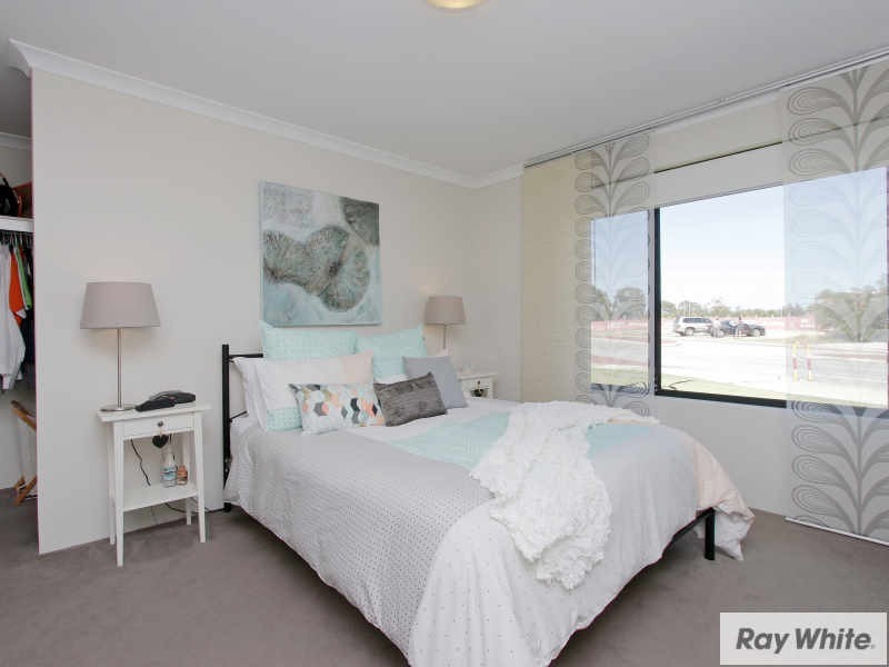 9 Glenariff Bvd, Canning Vale WA 6155