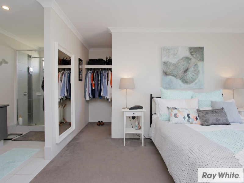 9 Glenariff Bvd, Canning Vale WA 6155