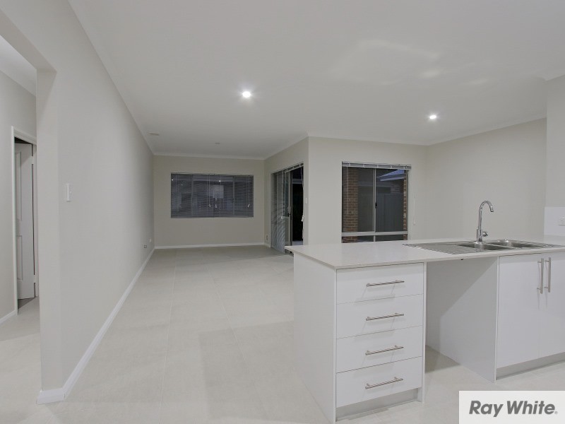 2/203 Hicks Street, Gosnells WA 6110