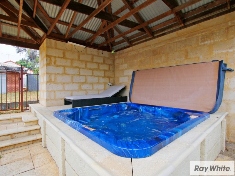 31 O’Dell St, Thornlie WA 6108