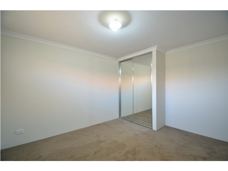 120C Thomas Street, Queens Park WA 6107