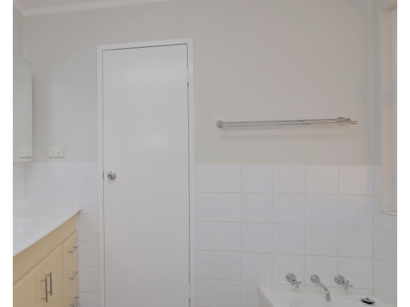 12 Ivers Court, Langford WA 6147