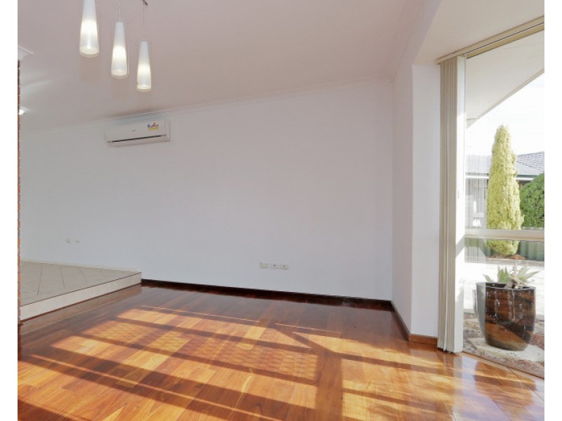 12 Ivers Court, Langford WA 6147