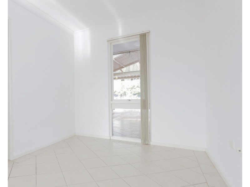 12 Ivers Court, Langford WA 6147