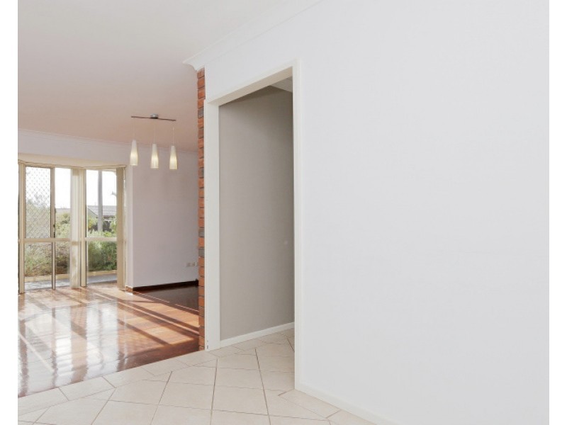 12 Ivers Court, Langford WA 6147