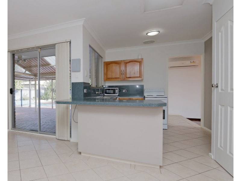 12 Ivers Court, Langford WA 6147