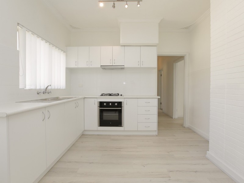 15 Liege Street, Cannington WA 6107