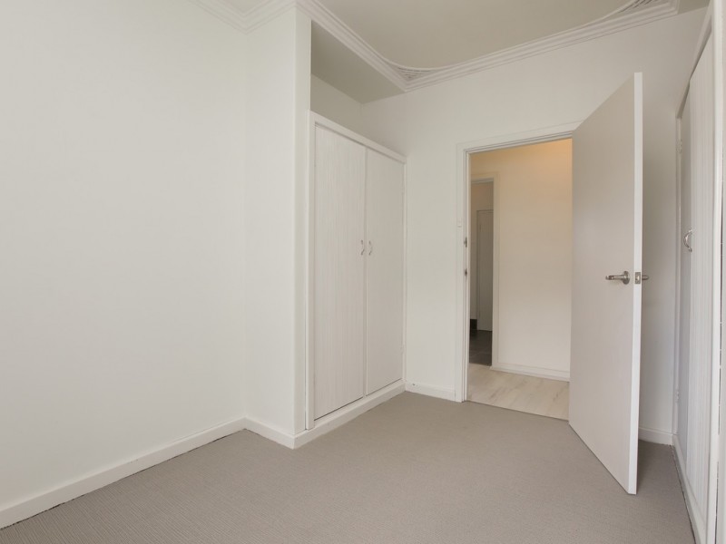 15 Liege Street, Cannington WA 6107