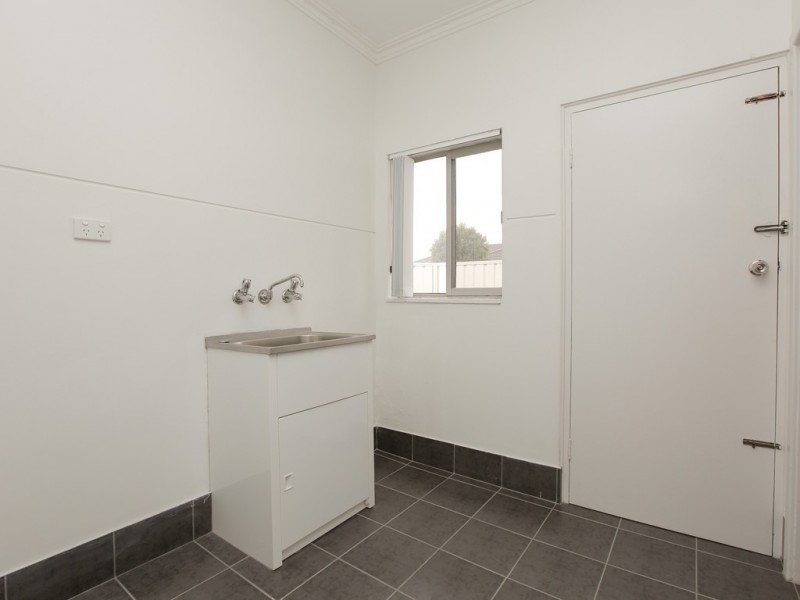 15 Liege Street, Cannington WA 6107