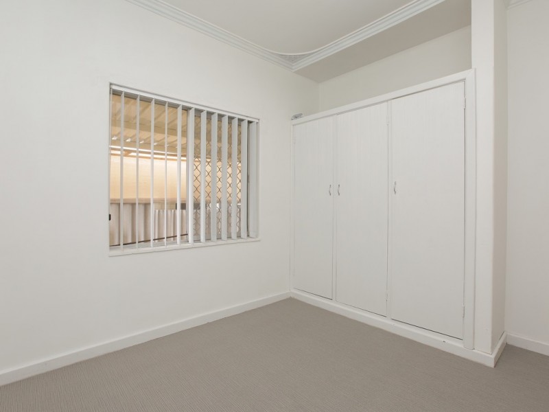 15 Liege Street, Cannington WA 6107