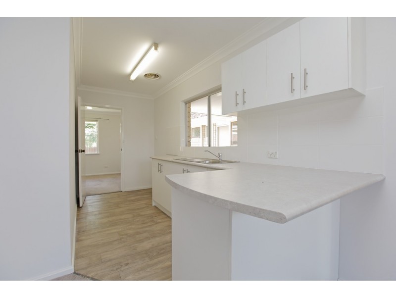 31 Vahland Ave, Riverton WA 6148