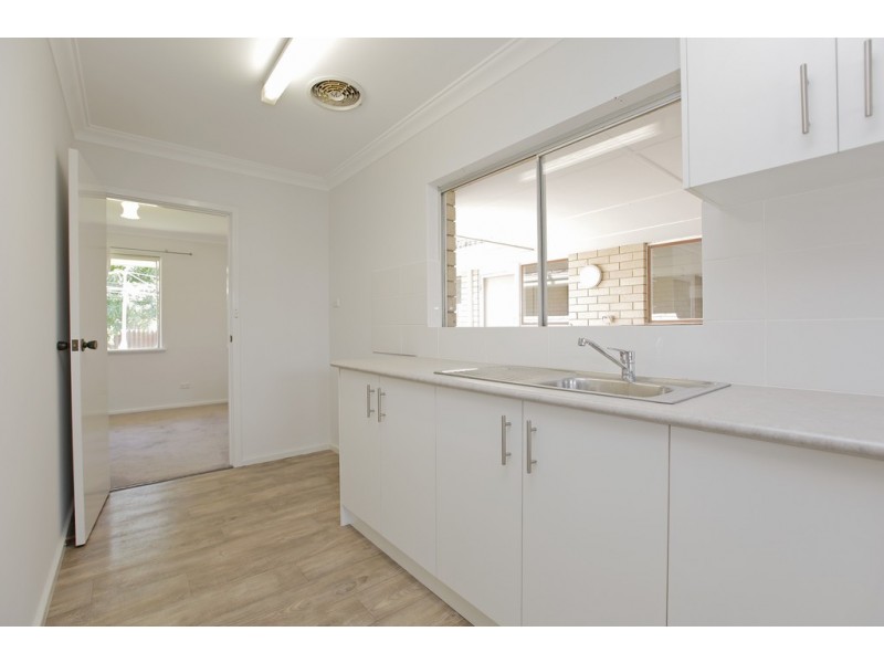 31 Vahland Ave, Riverton WA 6148