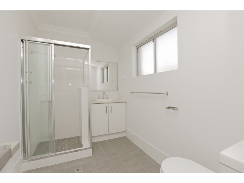 31 Vahland Ave, Riverton WA 6148