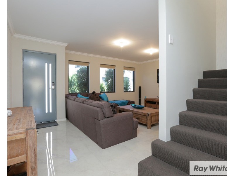 9/161 George St, Queens Park WA 6107