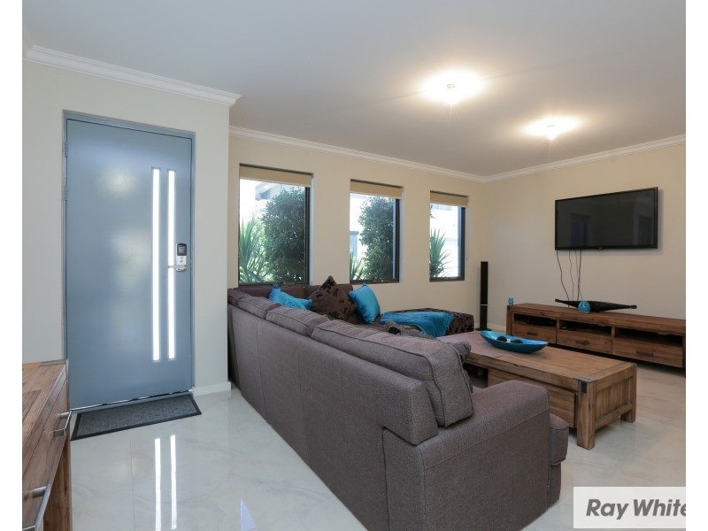 9/161 George St, Queens Park WA 6107