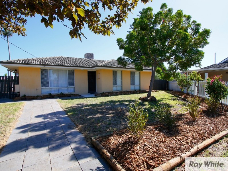 1 Chiddington St, Beckenham WA 6107