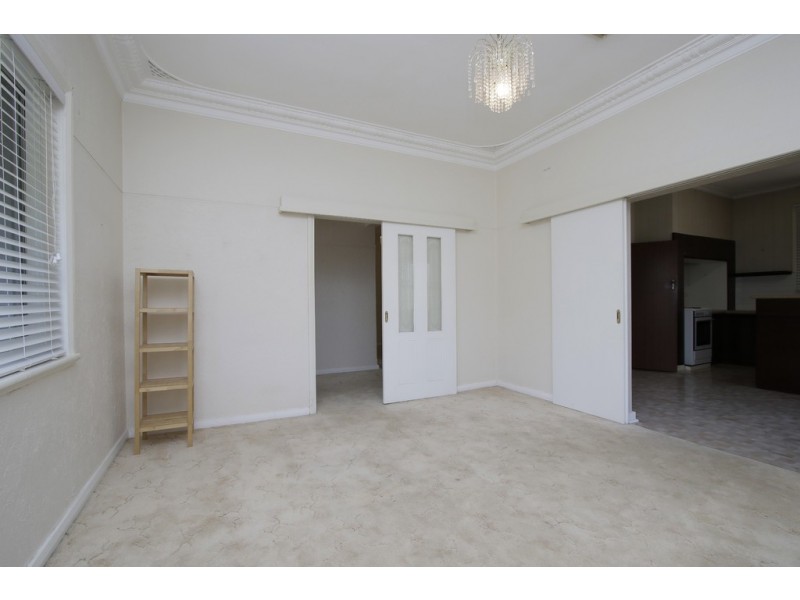 1/11 Pitt Street, St James WA 6102