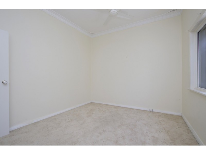 1/11 Pitt Street, St James WA 6102