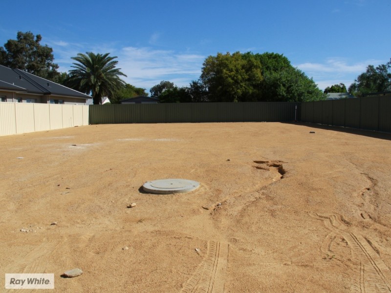 28 Farnaby Lane, Beckenham WA 6107