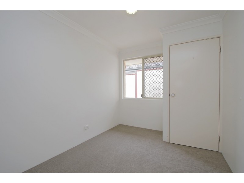 9/6 Lansing Street, Queens Park WA 6107