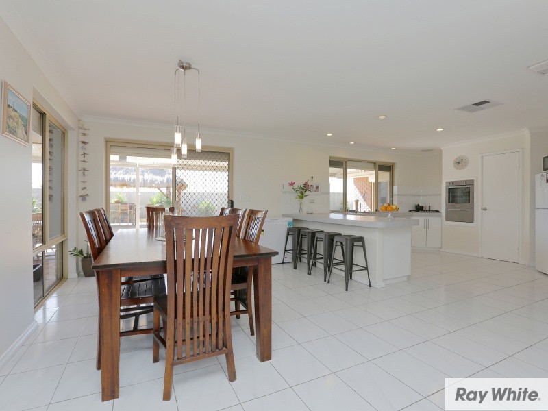 28 Torenia Way, Yangebup WA 6164