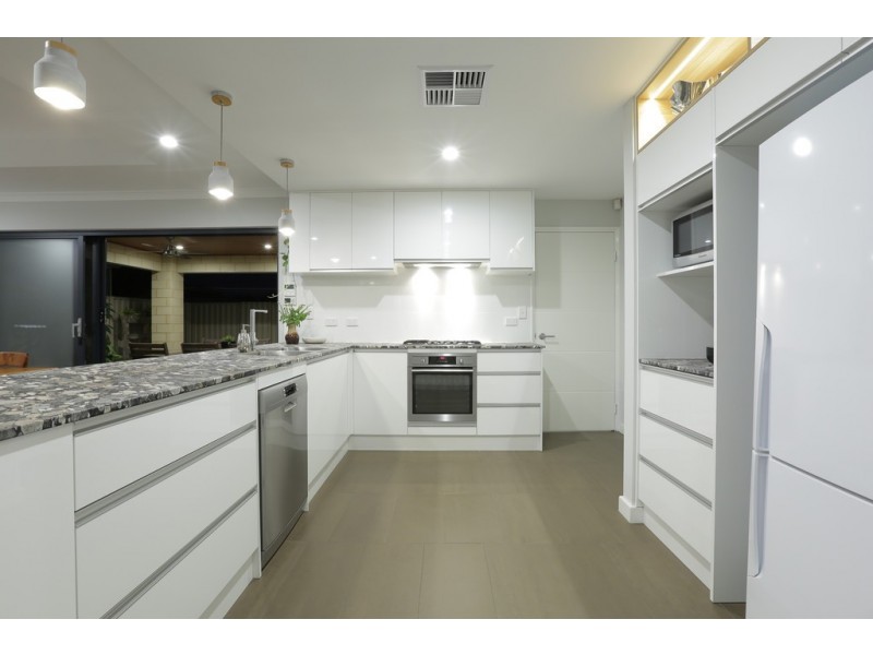 99B Elizabeth Street, Beckenham WA 6107