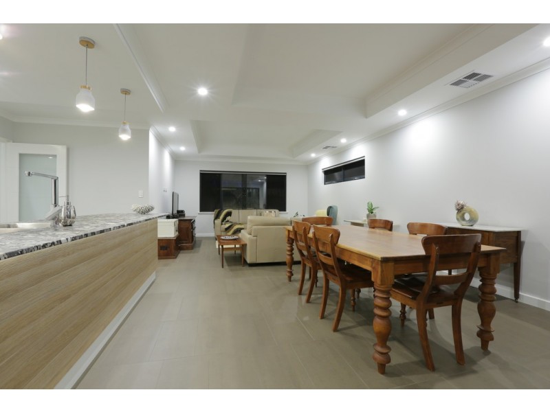 99B Elizabeth Street, Beckenham WA 6107