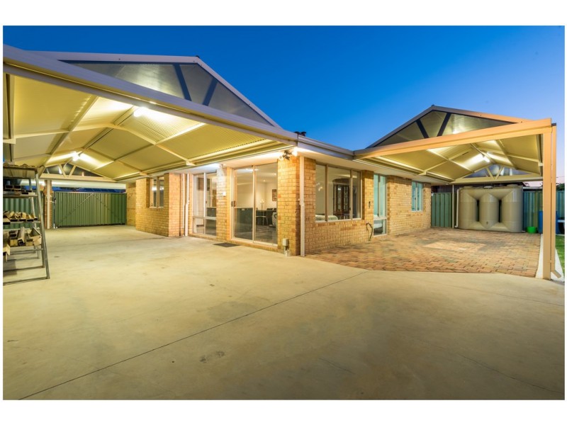 9 Bush Close, Beckenham WA 6107