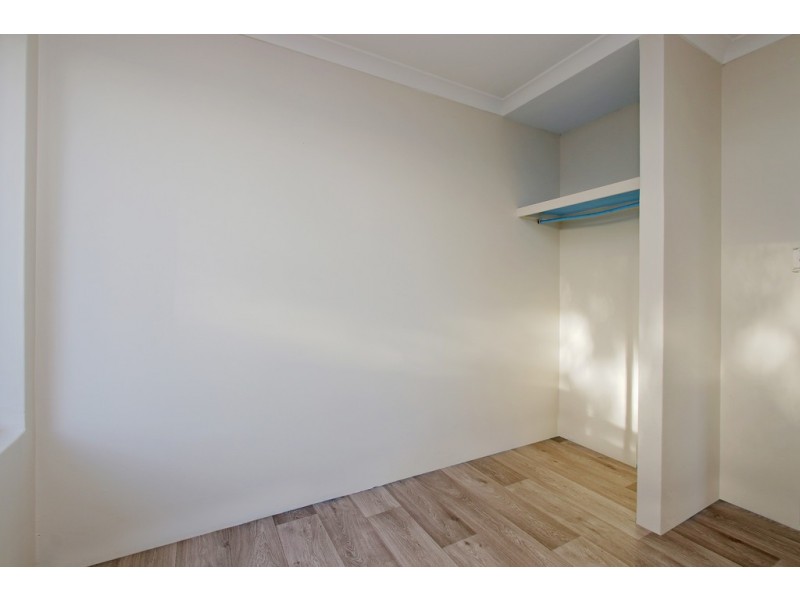 4 Akma Court, Maddington WA 6109