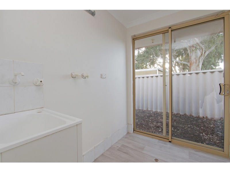 4 Akma Court, Maddington WA 6109