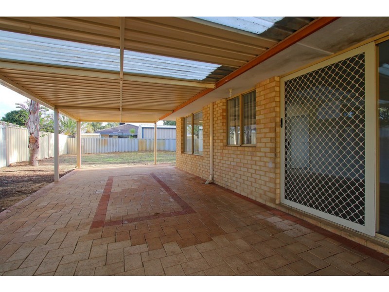 4 Akma Court, Maddington WA 6109