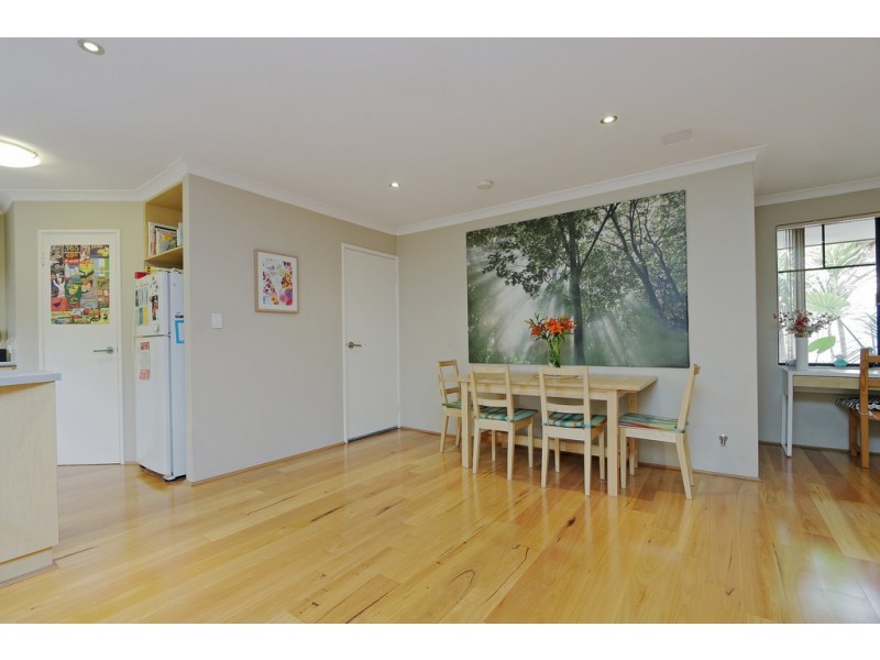 2/126 Oats Street, Carlisle WA 6101