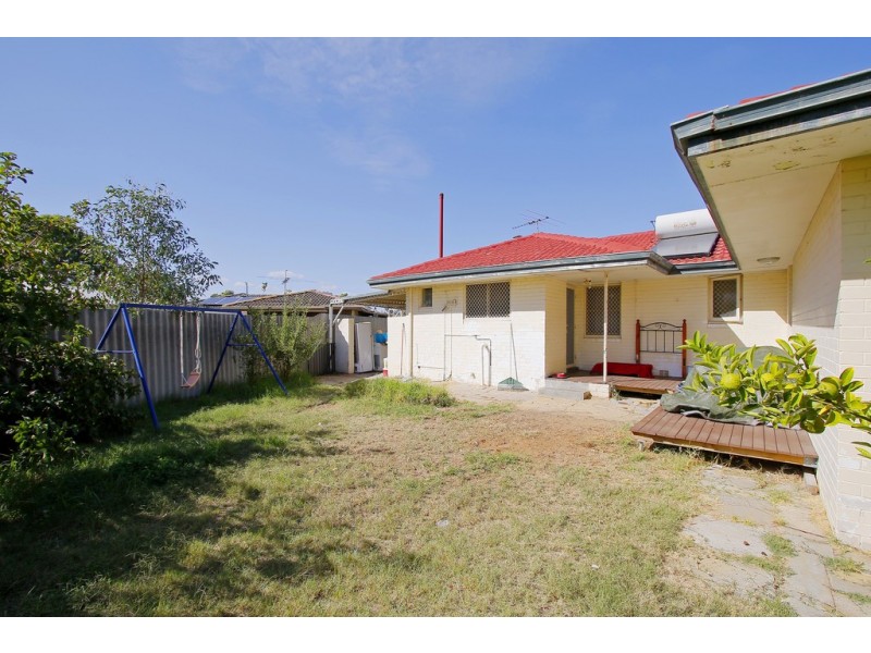 6 Stretton Way, Kenwick WA 6107