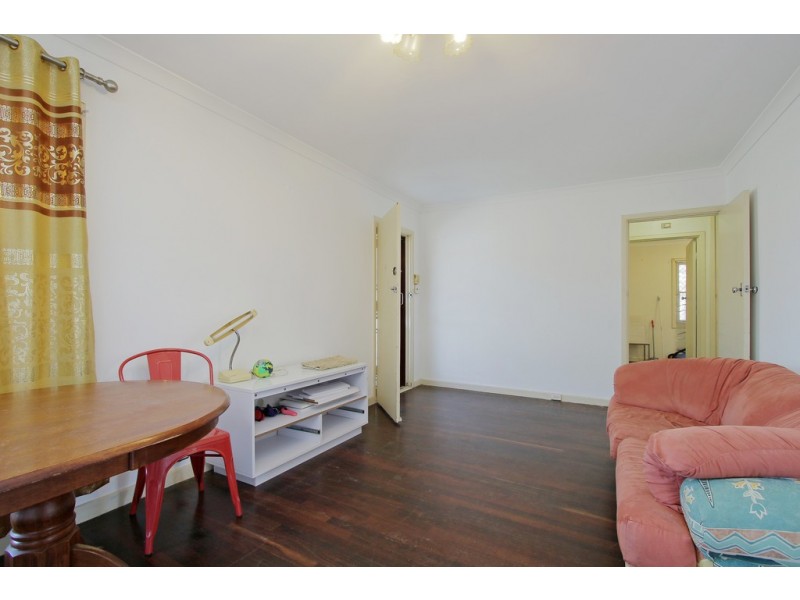 6 Stretton Way, Kenwick WA 6107