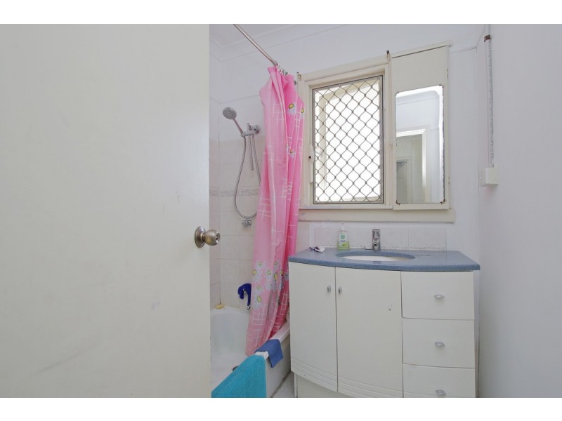 6 Stretton Way, Kenwick WA 6107