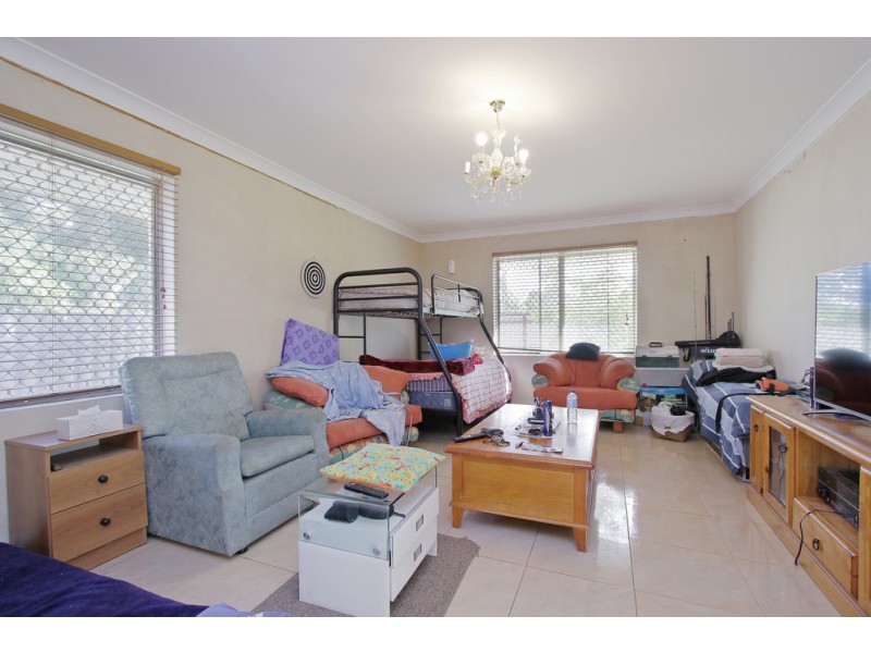 6 Stretton Way, Kenwick WA 6107