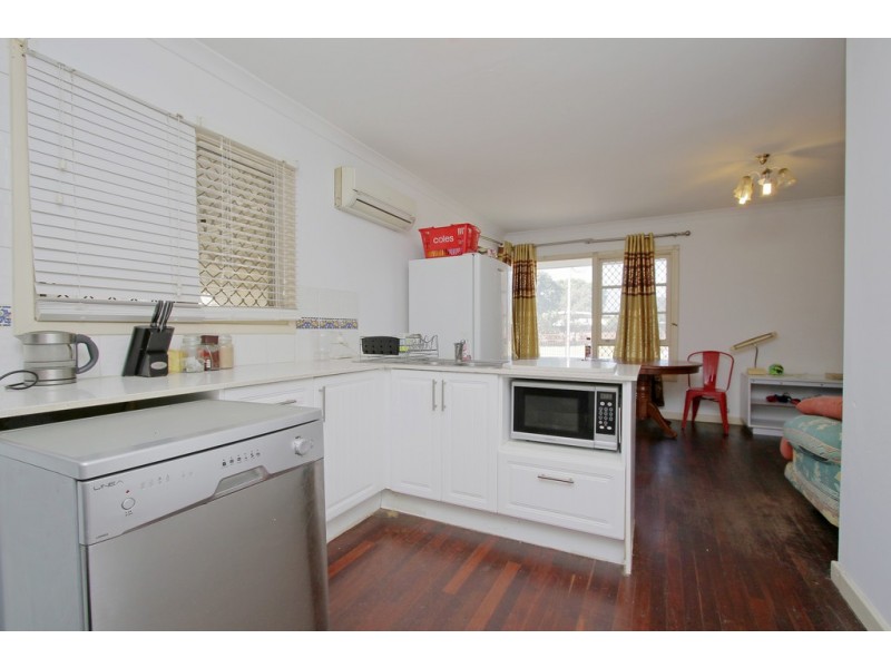 6 Stretton Way, Kenwick WA 6107