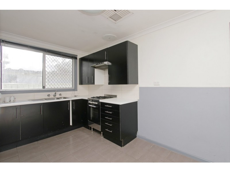 26 Hollybush Way, Kelmscott WA 6111