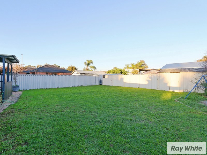 39 Saturn Street, Beckenham WA 6107