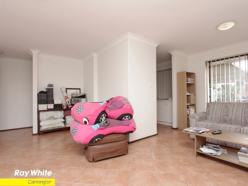 9 Ningaloo Way, Thornlie WA 6108