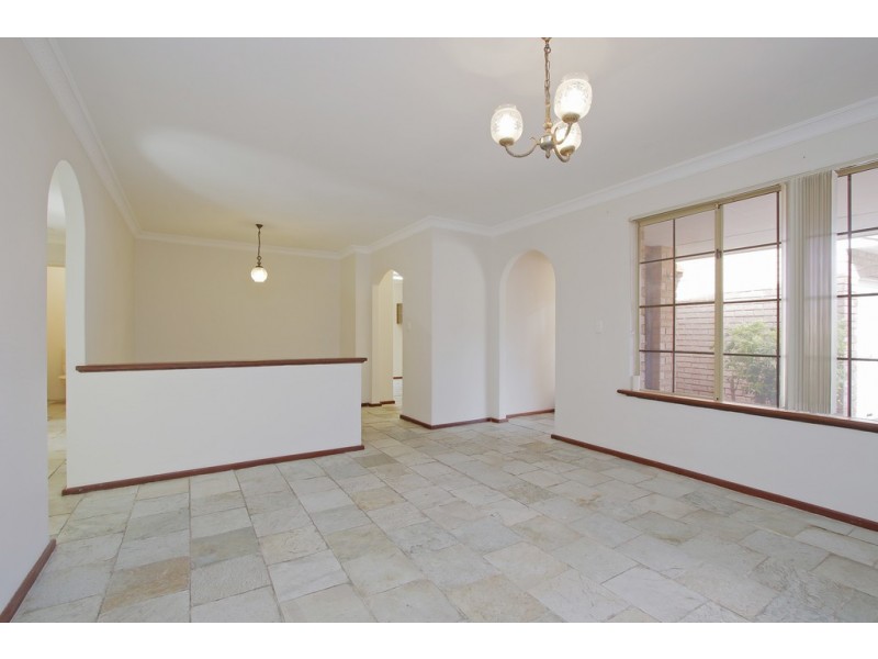 68 Dealy Close, Cannington WA 6107