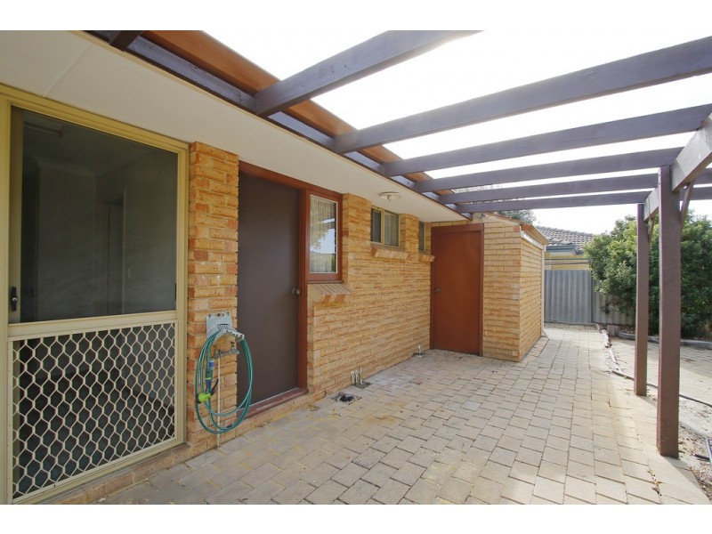 68 Dealy Close, Cannington WA 6107