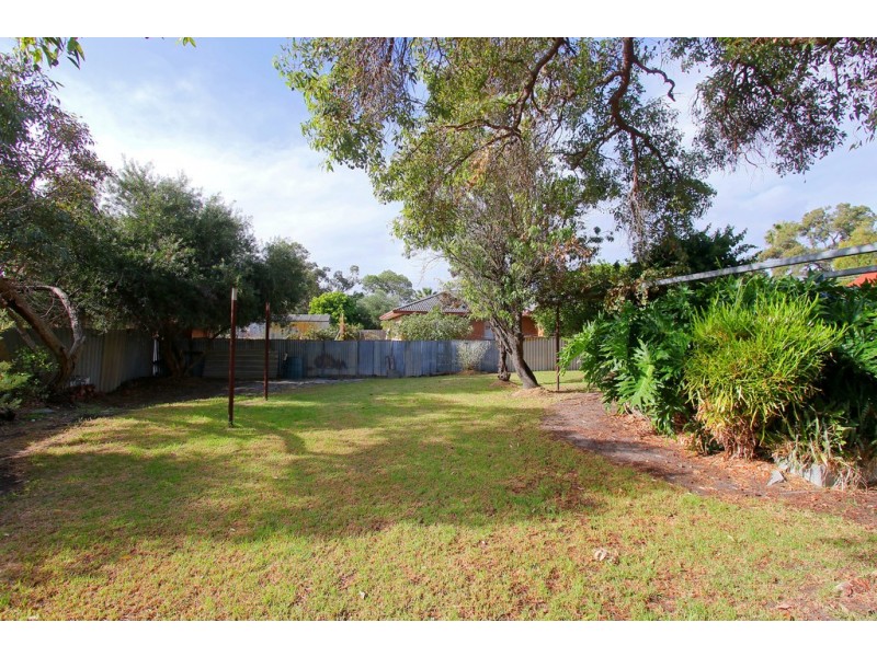 153 William Street, Beckenham WA 6107